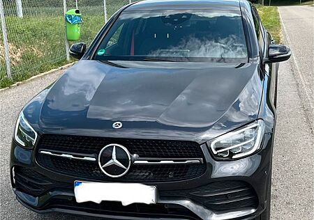 Mercedes-Benz GLC 300 e 4MATIC Coupe Hybrid