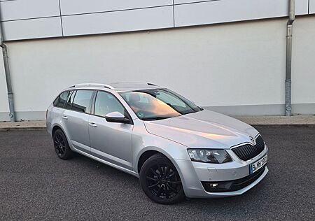 Skoda Octavia 2.0 TDI DSG Style Combi Style