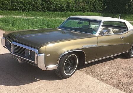 Buick LeSabre 400