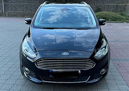 Ford S-Max 2,0 TDCi 110kW Titanium