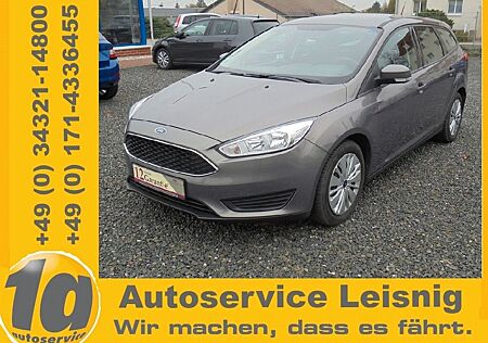 Ford Focus Turnier 8x bereift MFL Klima wenig km