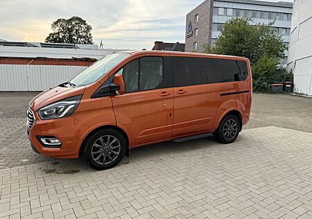 Ford Tourneo Custom Titanium X, L1, 185 PS, 8 Einzelsitze