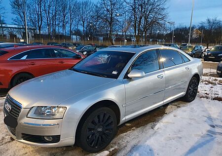 Audi A8 4.2 D3 4E quattro Langversion LPG