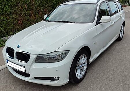 BMW 320d ED Touring Edition Lifestyle Edition Li...