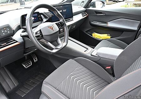 Cupra Born HUD LED PDC Kamera ACC