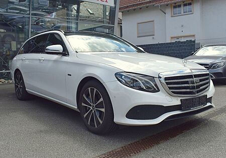 Mercedes-Benz E 300 E 300T de*Hybrid*Head-up*Panorama*Totwinkel*360°