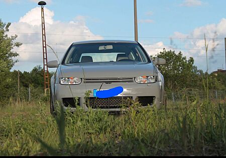 VW Golf Volkswagen 1.9TDI 96kW Highline Variant Highline