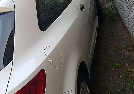 Seat Ibiza 1.2 12V//3300€ NUR HEUTE /