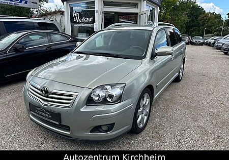 Toyota Avensis Kombi 2.0 Executive