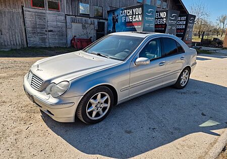 Mercedes-Benz C 320 Lim.*Tüv Neu*Automatik*Xenon*Leder*Navi*