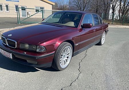 BMW 735i A