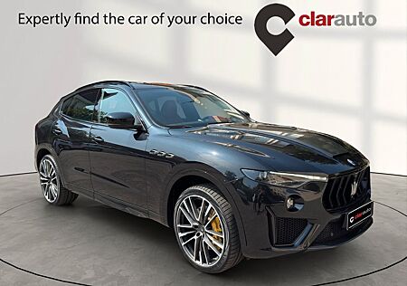 Maserati Levante Trofeo V8 Carbon, Pano, B&W