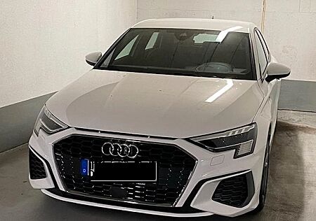 Audi A3 40 TFSI e S tronic S line Sportback S line