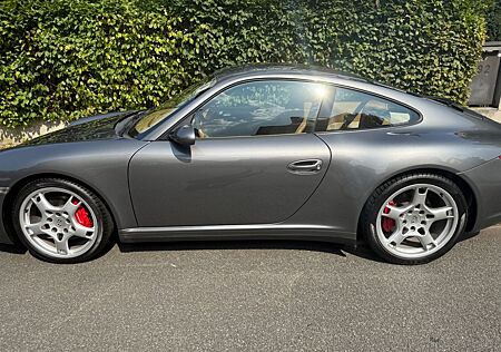 Porsche 997 Carrera 4 Coupé Carrera