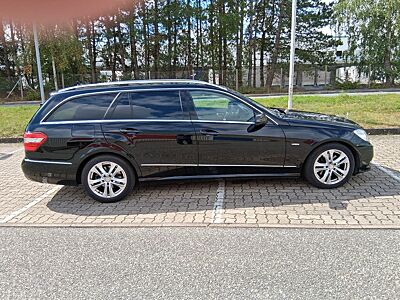 Mercedes-Benz E 250 CDI T BlueEFFICIENCY AVANTGARDE AVANTGARDE
