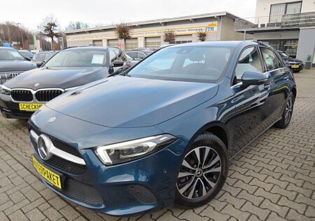 Mercedes-Benz A 200 A 200d Style *1.HAND*NAVI*LED*LEDER*GARANTIE