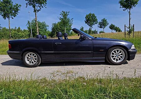 BMW 320i Cabrio, Oldtimer, neues Softtop/Verdeck