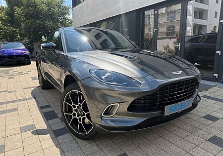 Aston Martin DBX 4.0 V8