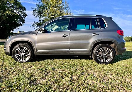 VW Tiguan Volkswagen 2.0 TDI 130kW DSG 4MOTION BMT LIFE LI...