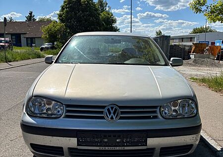VW Golf Volkswagen 1.4 Basis