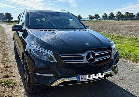 Mercedes-Benz GLE 350 d 4MATIC, AHK, Leder, Standheizung
