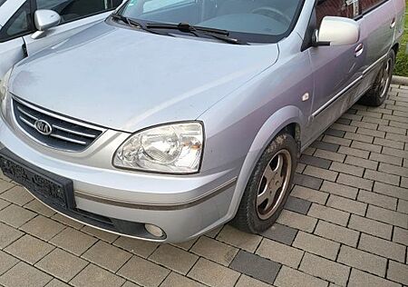 Kia Carens gebraucht kaufen Kia Carens 2.0 CRDi EX Van / ca 200.000 km