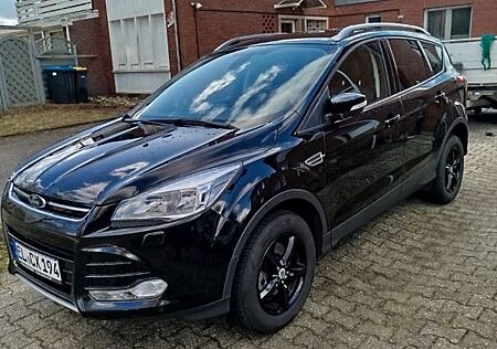 Ford Kuga 2,0 TDCi 2x4 110kW Titanium Titanium