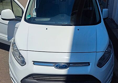 Ford Tourneo Connect Grand 1.5 TDCi 88kW Titanium