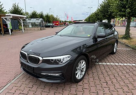 BMW 520d Touring Automatik Navi LED Panorama Kamera