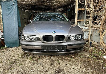 BMW 525 E39 525tds / TÜV Neu