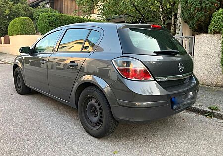 Opel Astra 1,4 grau, 90 PS, Top-Zustand
