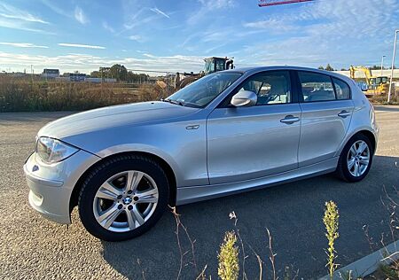 BMW 116 Sport, VOLLAUSSTATTUNG, 2. Hand, TOP Zustand