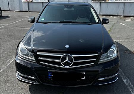 Mercedes-Benz 300 C300