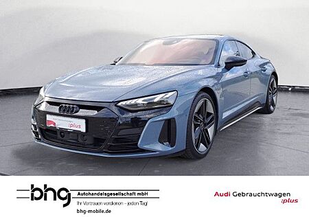 Audi e-tron GT quattro AirSuspension HUD Matrix B&O