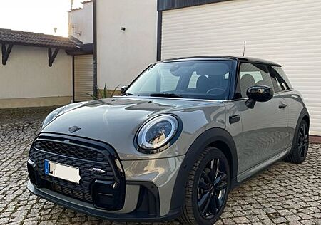 Mini Cooper Coupe Cooper JCW Paket