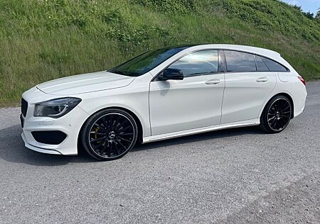 Mercedes-Benz CLA 250 Shooting Brake CLA 250 DCT 4MATIC AM...