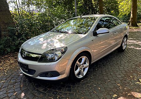 Opel Astra 1.6 TWINPORT Cosmo 77kW Cosmo