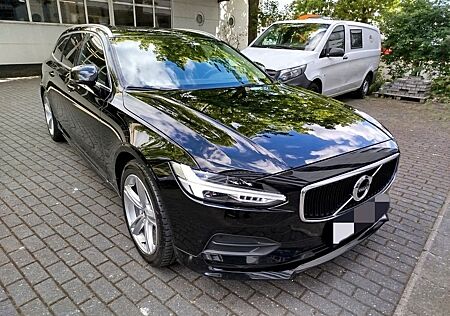 Volvo V90 D4 Momentum Pro*CAM*STHG*ACC*ANK*LEDER*2020