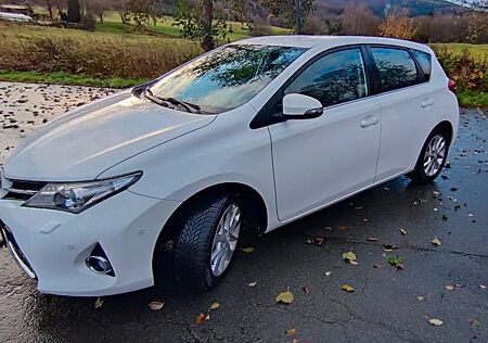 Toyota Auris START Edition 1,6-l-Valvematic START E...