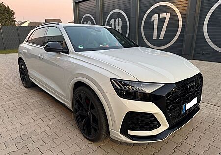 Audi RS Q8 RSQ8 305Km/h Ceramic Dynamik Garantie 12/2026