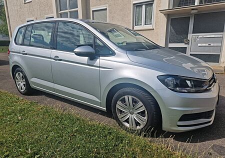 VW Touran Volkswagen 1.2 TSI BMT 7-Sitzer Anhängerkupplung