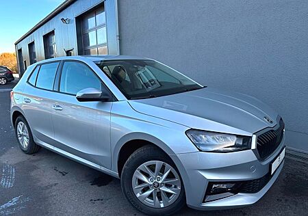 Skoda Fabia Selection DSG SitzheizungSmart link 5 Jahr