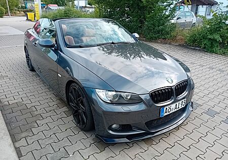 BMW 335i Cabrio -
