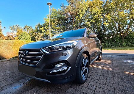 Hyundai Tucson 4WD Premium Leder Pano