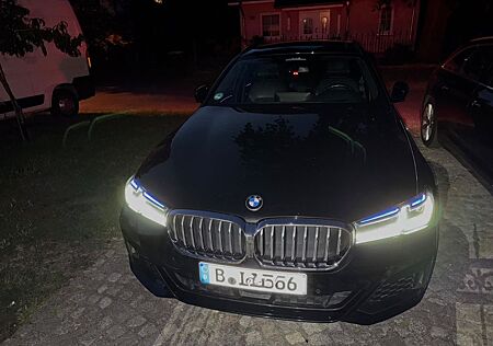 BMW 520d Touring A -