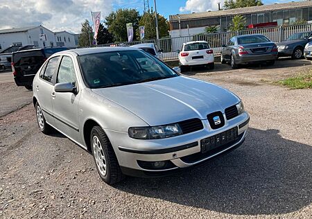 Seat Leon Signo TOP/AUTOMATIK/TÜV