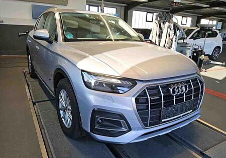 Audi Q5 40TDI Quattro Matrix Navi AHK VC Leder