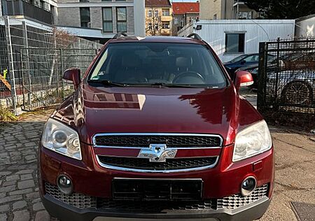 Chevrolet Captiva 2.4 LT 4WD 7sitzer Export! Volleder+Kima