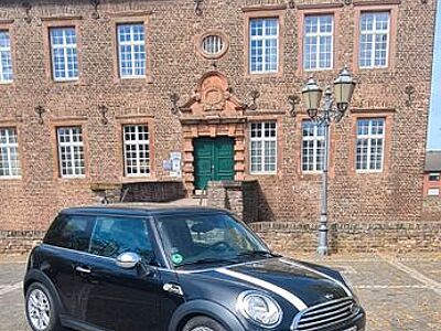 MINI One 72KW Brick Lane Lemon Yellow Brick Lane ...