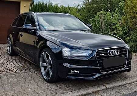 Audi A4 2.0 TDI 110kW S line Avant S line